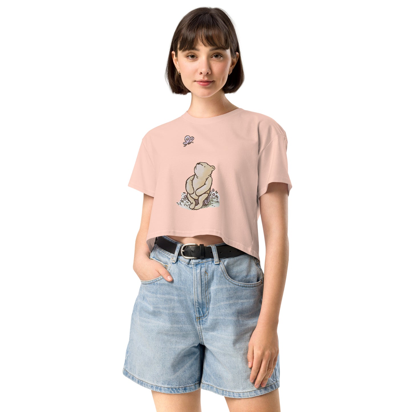 Winnie the Pooh Watching a Butterfly | Women's Cropped Tee